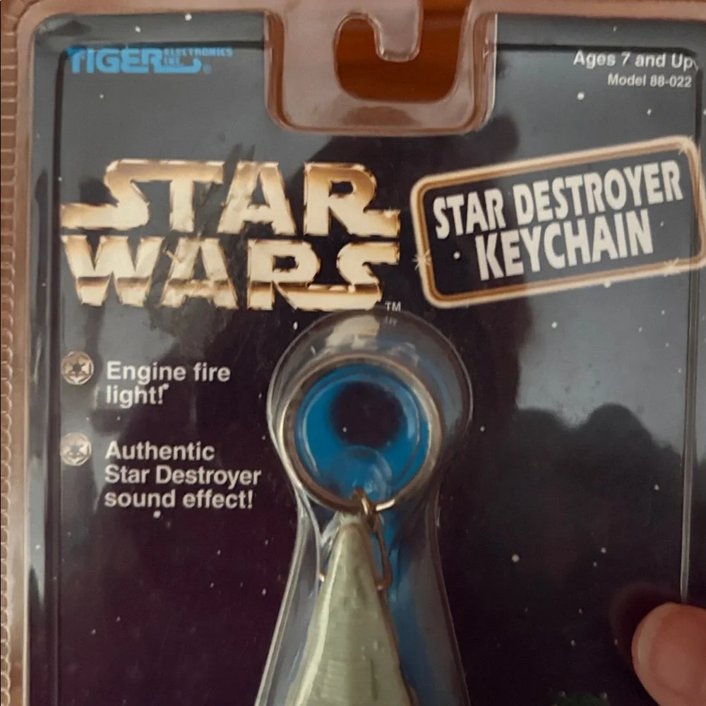 Star Wars Star Destroyer Keychain - White